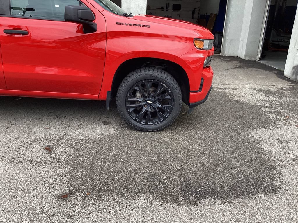 Used 2019 Chevrolet Silverado 1500 Custom w/ Custom Value Package AWD/4WD image 22