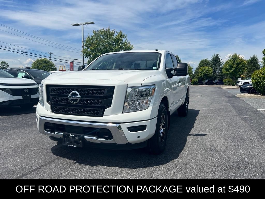 Used 2021 Nissan Titan SV w/ SV Convenience Package AWD/4WD image 6