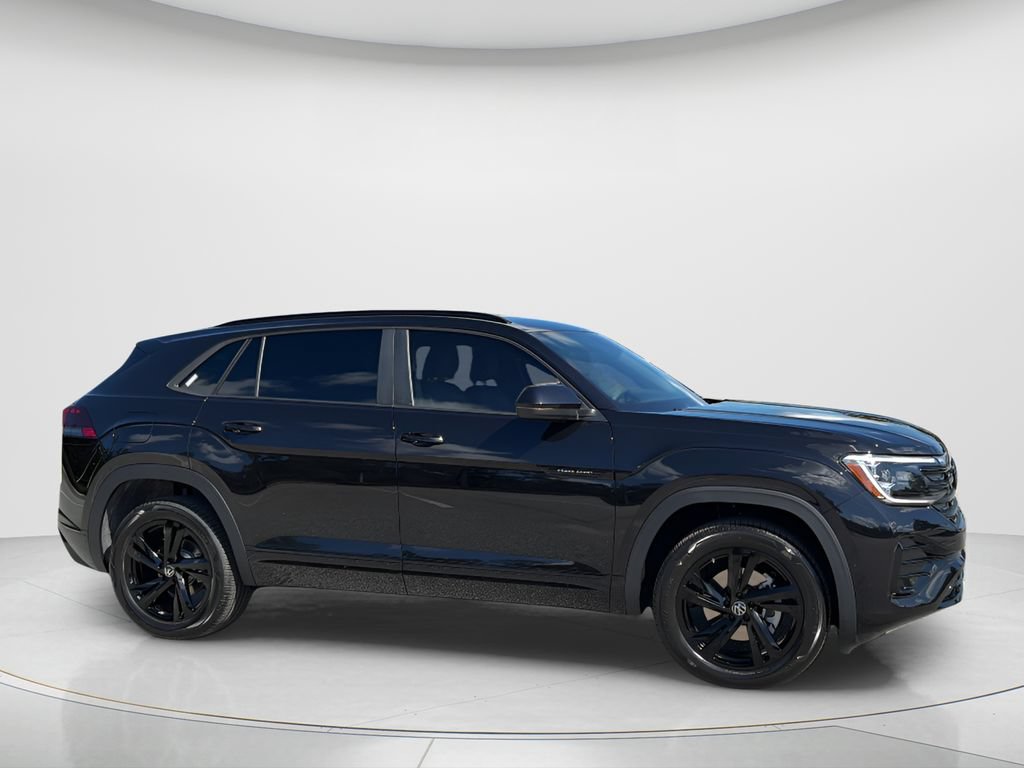 New 2026 Volkswagen Atlas Cross Sport SEL R-Line AWD/4WD image 4