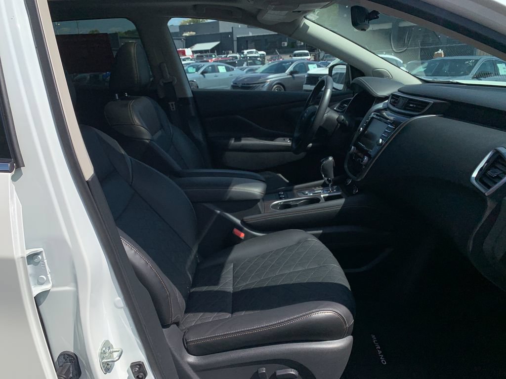 Certified 2024 Nissan Murano Platinum w/ Cargo Package FWD image 31