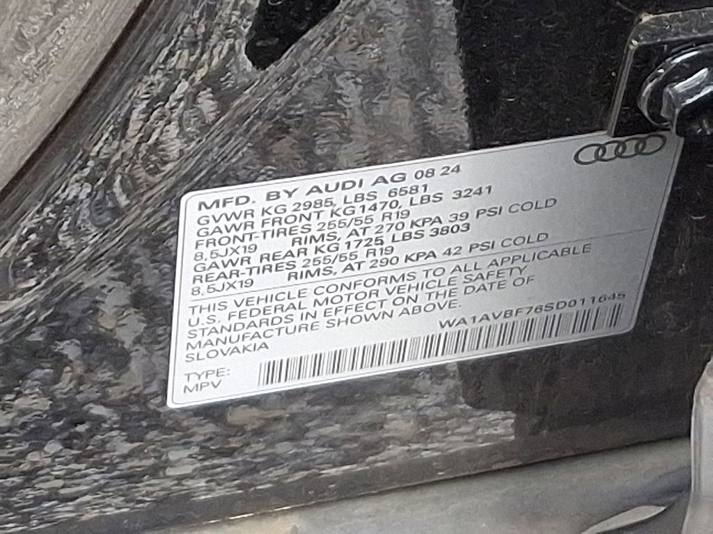 Certified 2025 Audi Q7 3.0T Premium w/ Convenience Package image 28