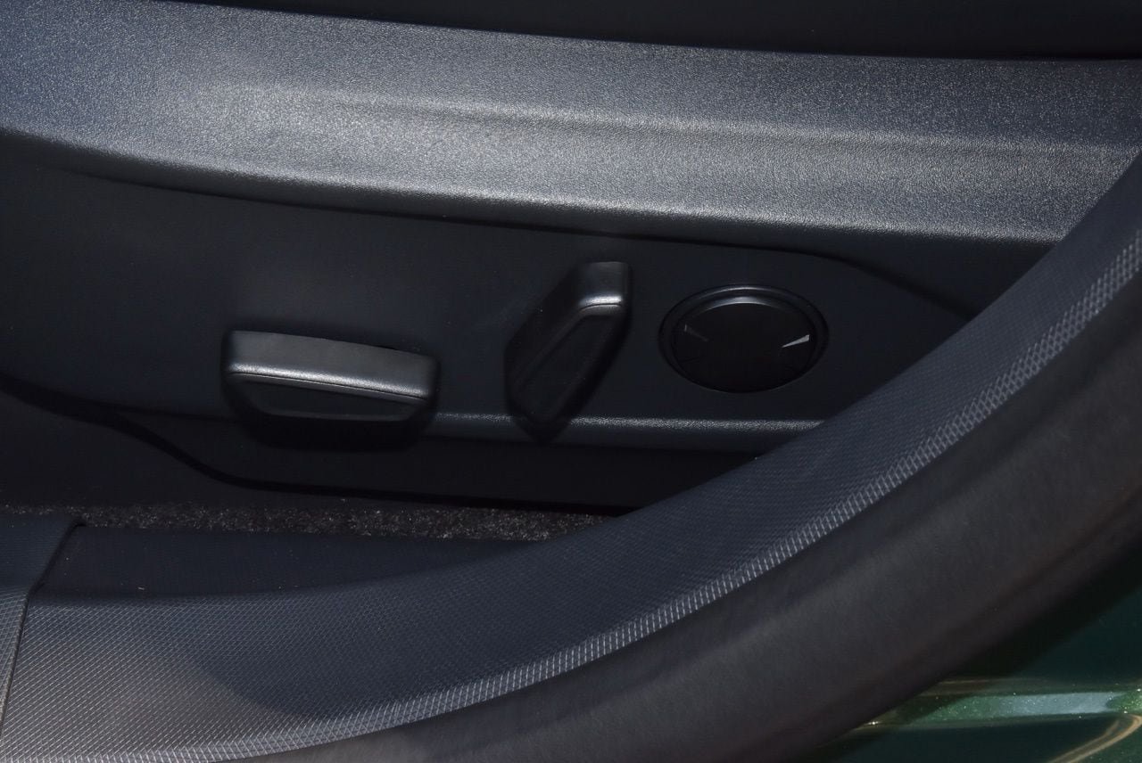 Certified 2025 Ford Mustang Mach-E Premium AWD/4WD image 34