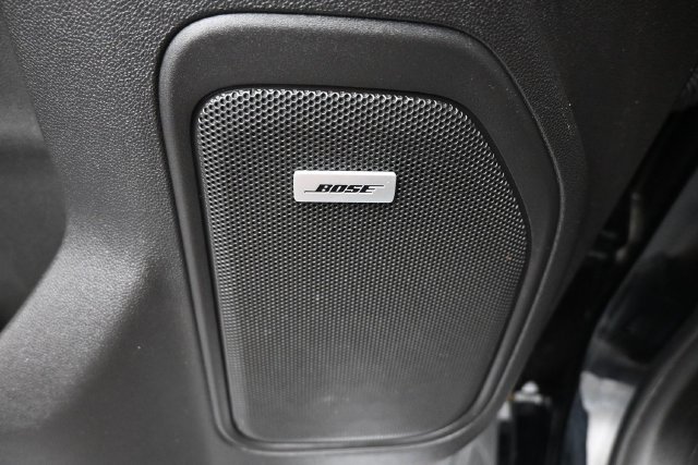 Used 2020 Chevrolet Silverado 1500 LTZ w/ LTZ Premium Package AWD/4WD image 16