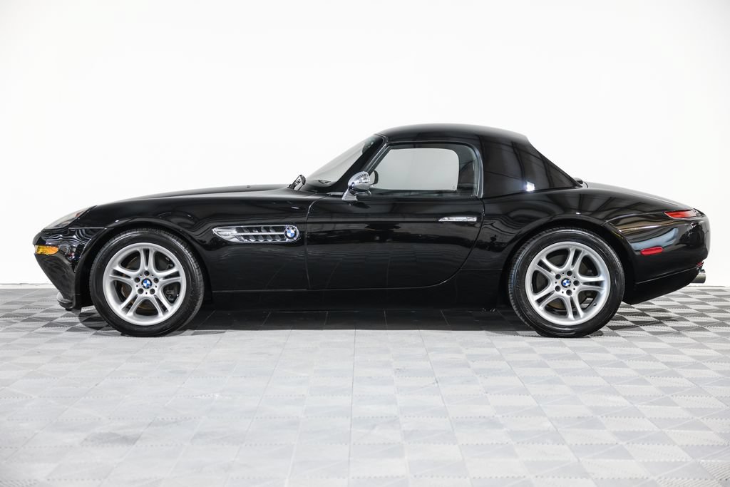 Used 2002 BMW Z8 RWD image 18