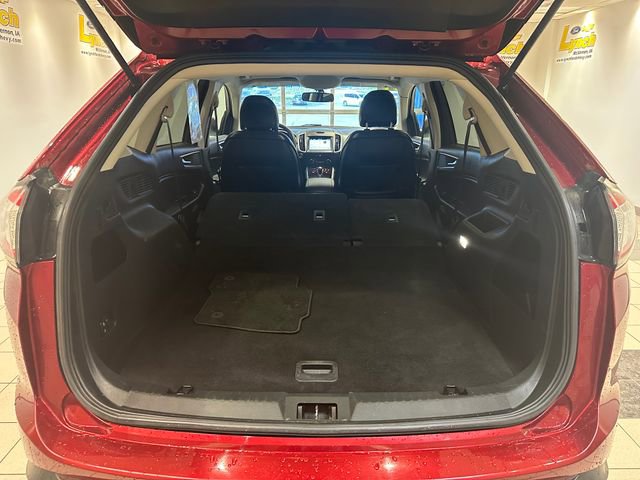 Used 2017 Ford Edge SEL w/ Equipment Group 201A AWD/4WD image 18