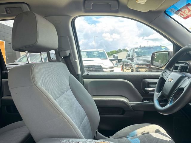 Used 2018 Chevrolet Silverado 1500 Custom w/ Custom Value Package RWD image 15