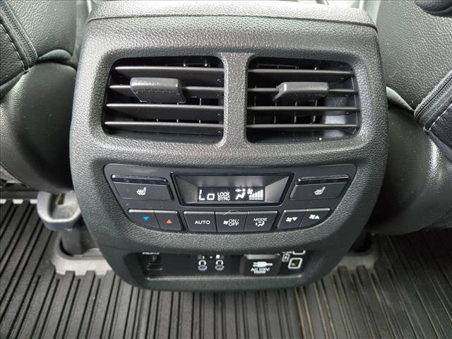 Used 2022 Honda Pilot Touring image 19