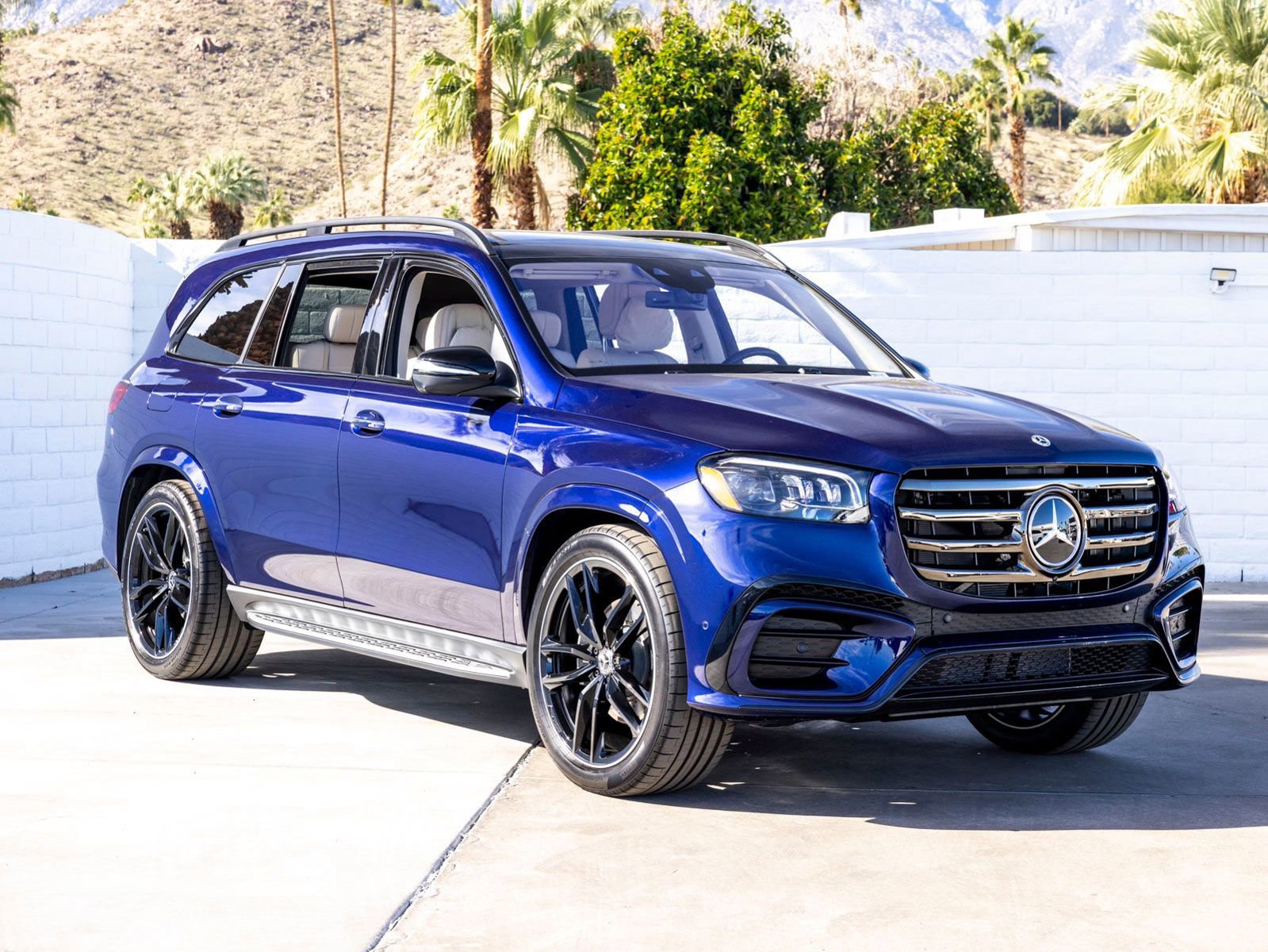New 2026 Mercedes-Benz GLS 580 4MATIC image 2