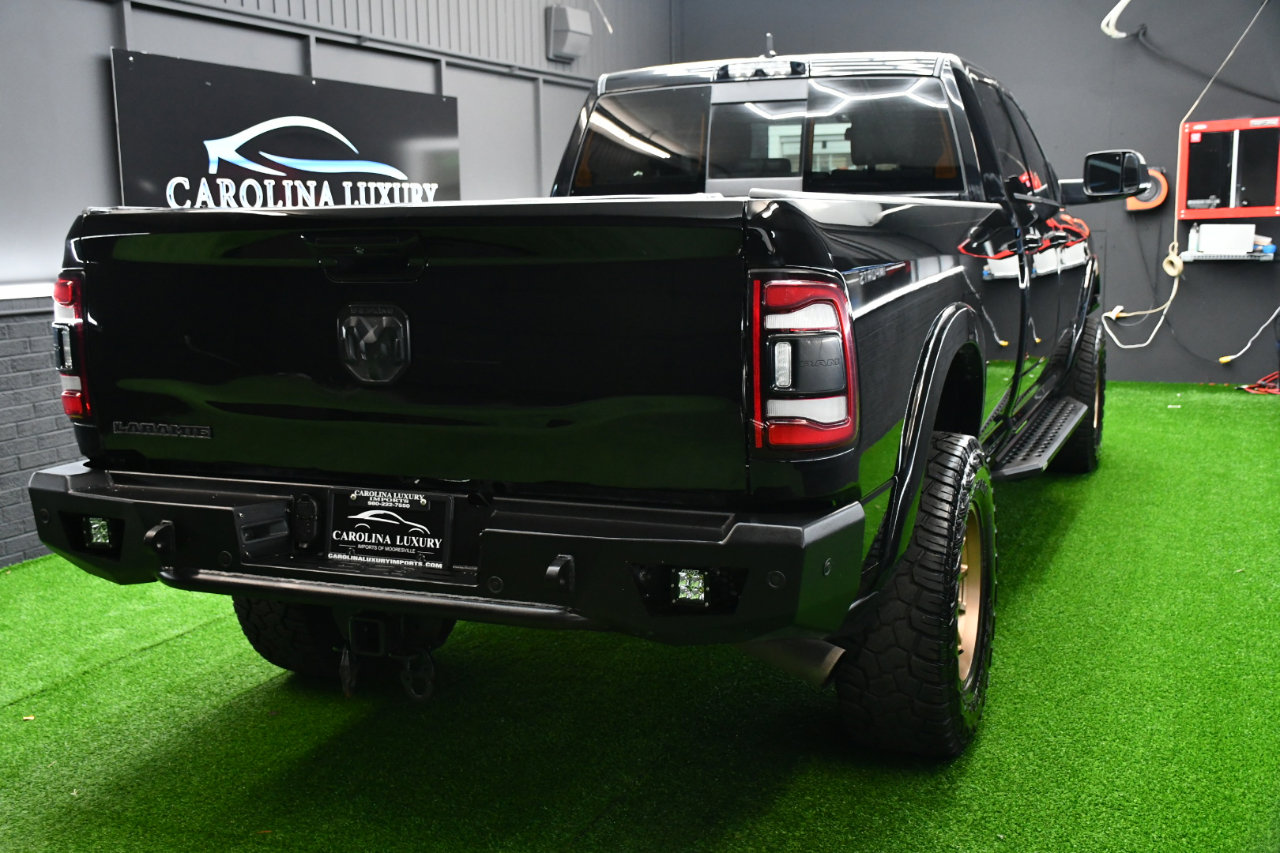 Used 2019 RAM 3500 Laramie w/ Black Appearance Package image 5