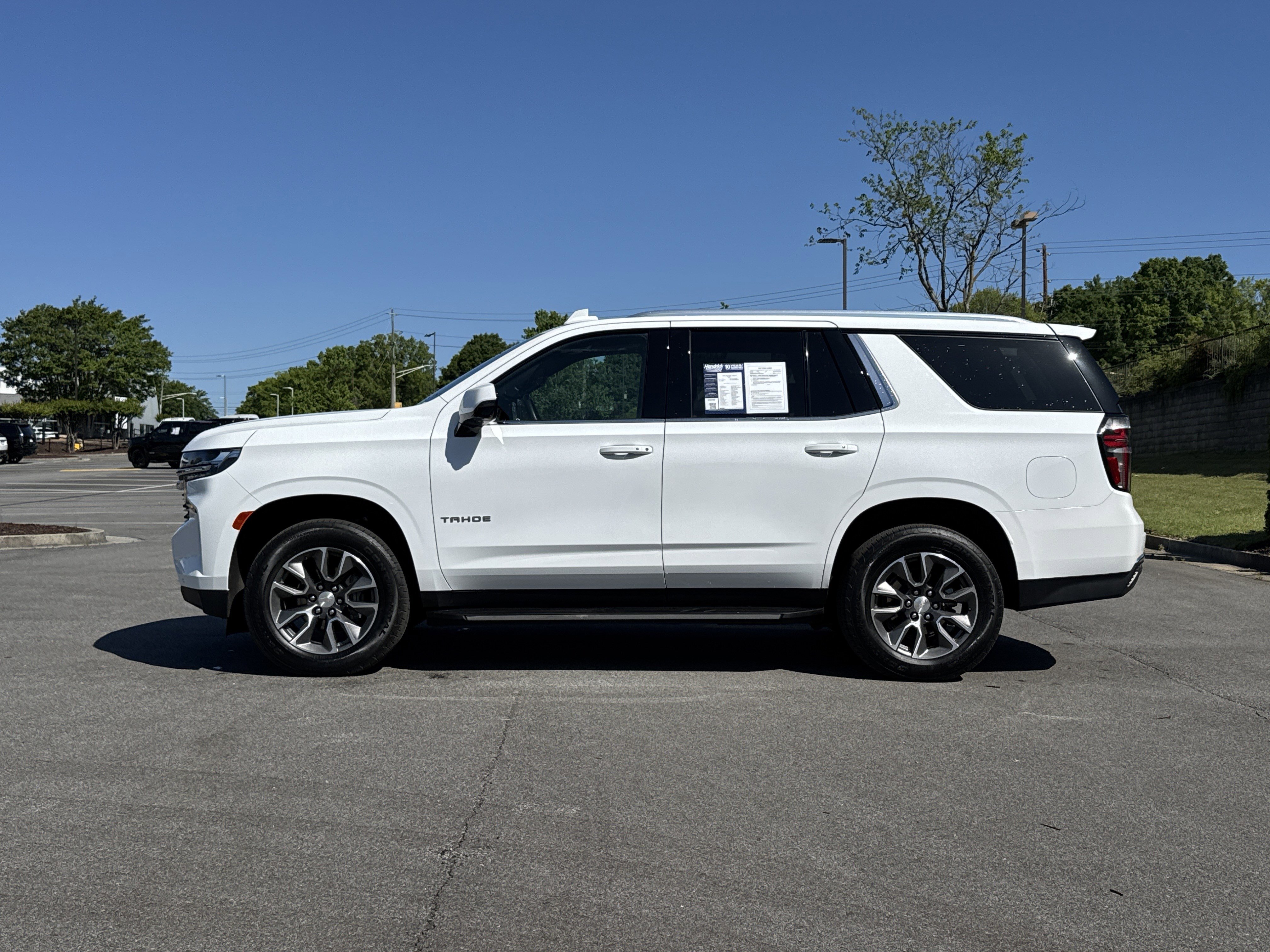 Used 2023 Chevrolet Tahoe LT w/ LT Signature Package image 7