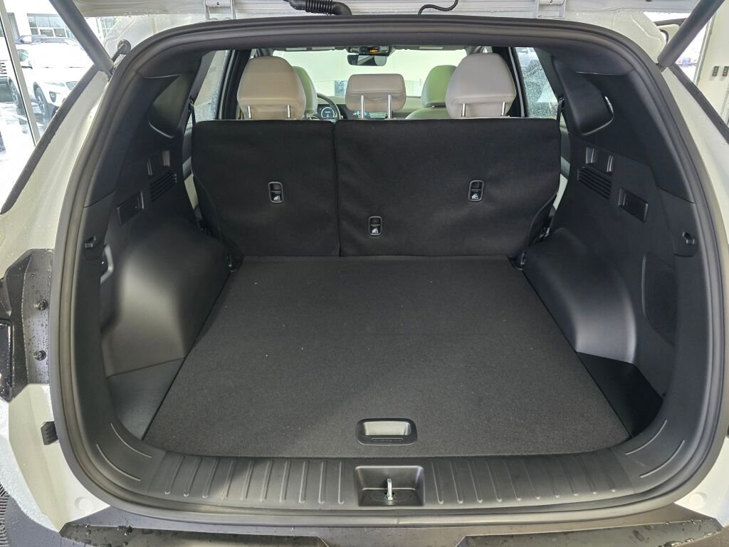 New 2026 Hyundai Tucson Limited w/ Tow & Go Package image 16