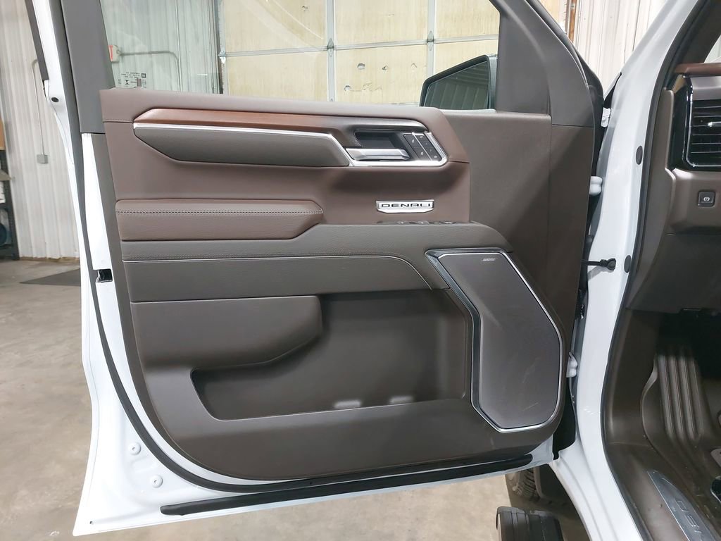 New 2026 GMC Sierra 1500 Denali w/ Denali Reserve Package image 29