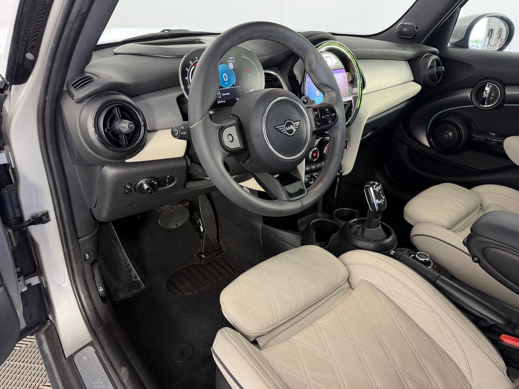 Used 2024 MINI Cooper S FWD image 4