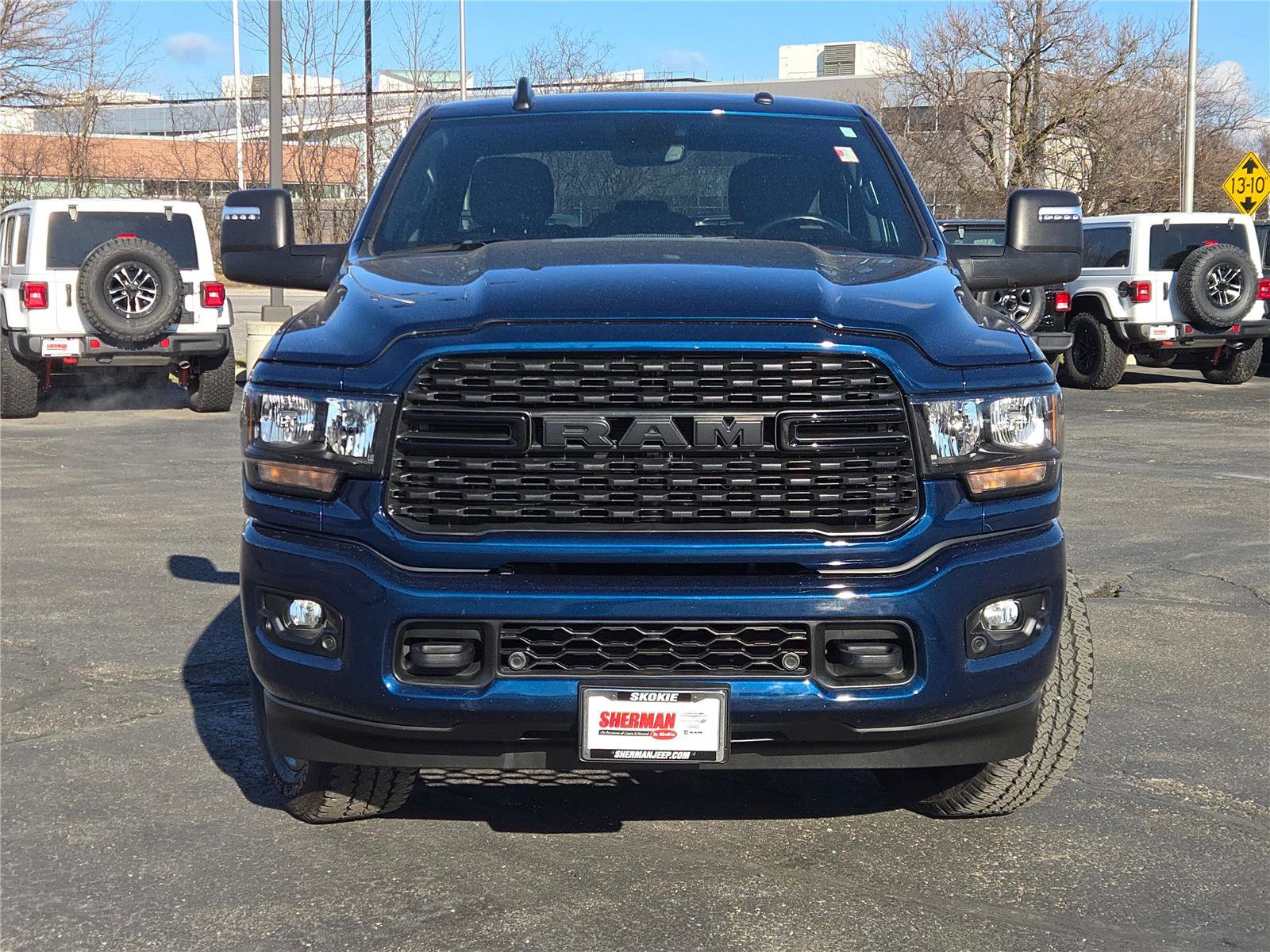 Certified 2024 RAM 2500 Big Horn w/ Night Edition AWD/4WD image 5