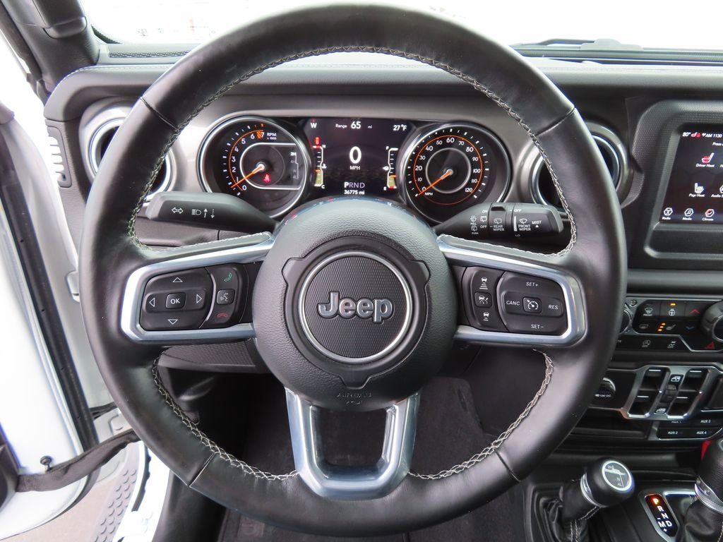 Used 2021 Jeep Wrangler Unlimited Sahara w/ Dual Top Group AWD/4WD image 14