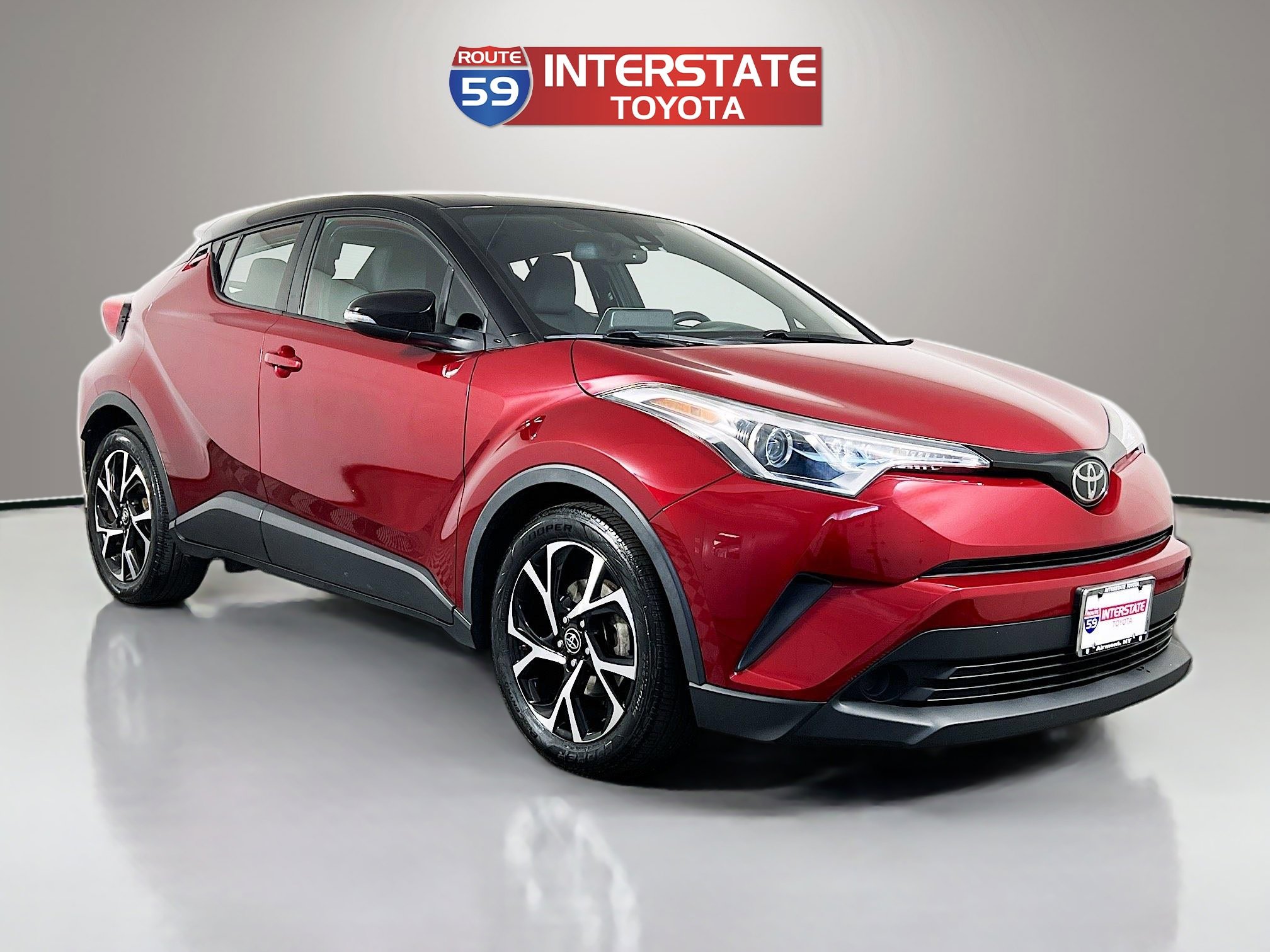 Used 2019 Toyota C-HR XLE FWD image 1