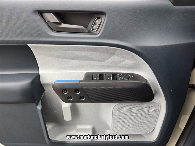 New 2025 Ford Maverick XLT w/ XLT Luxury Package image 23