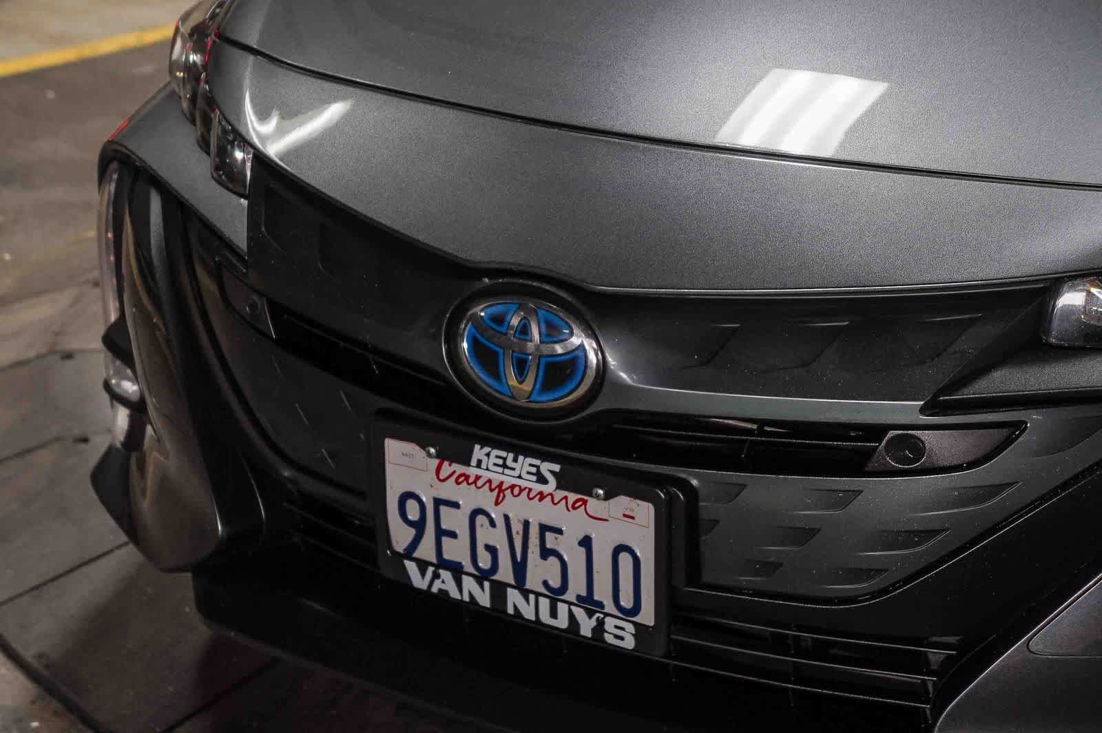 Used 2022 Toyota Prius Prime Limited FWD image 8