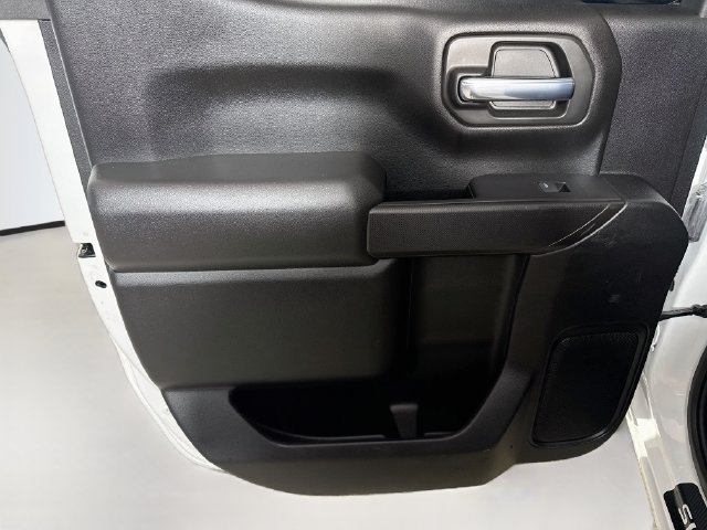 Used 2023 Chevrolet Silverado 1500 Custom RWD image 24