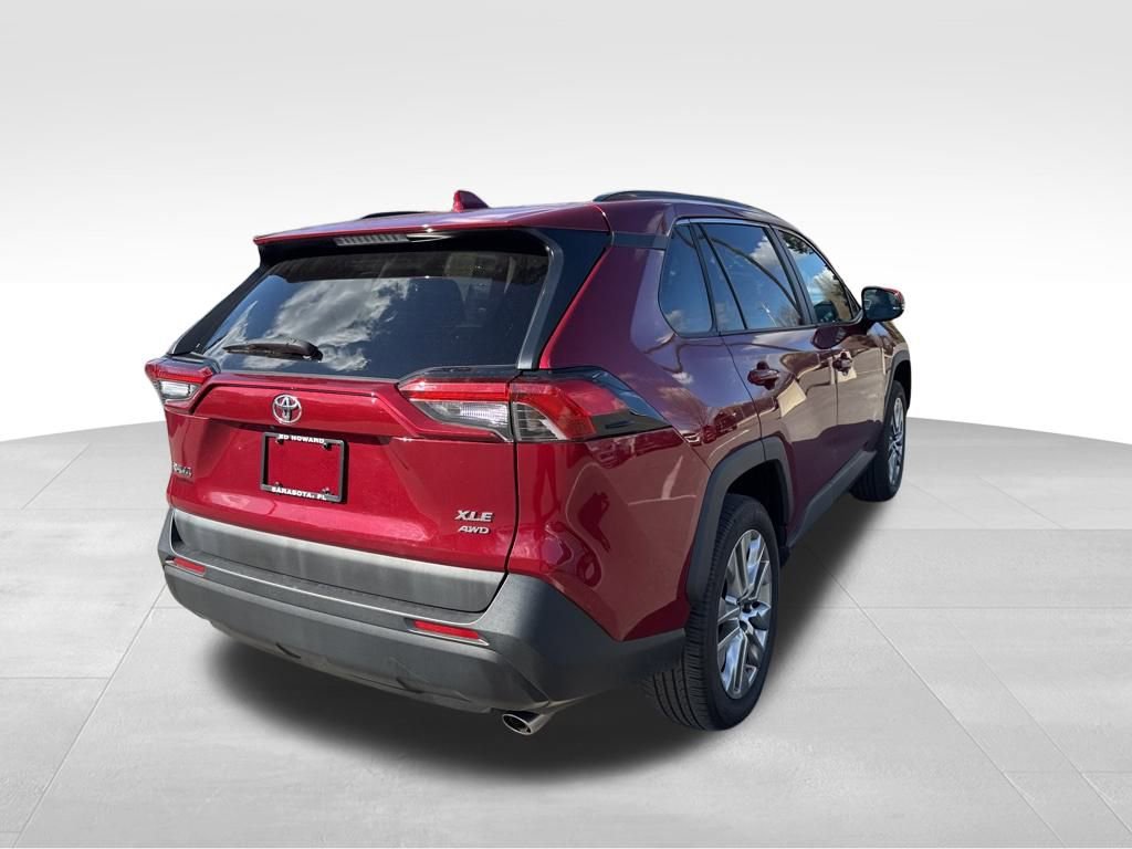 Used 2024 Toyota RAV4 XLE Premium image 8