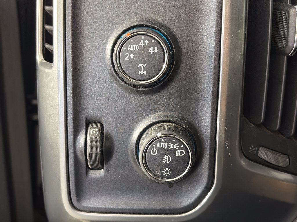 Used 2016 Chevrolet Silverado 1500 LTZ w/ Sport Package AWD/4WD image 25