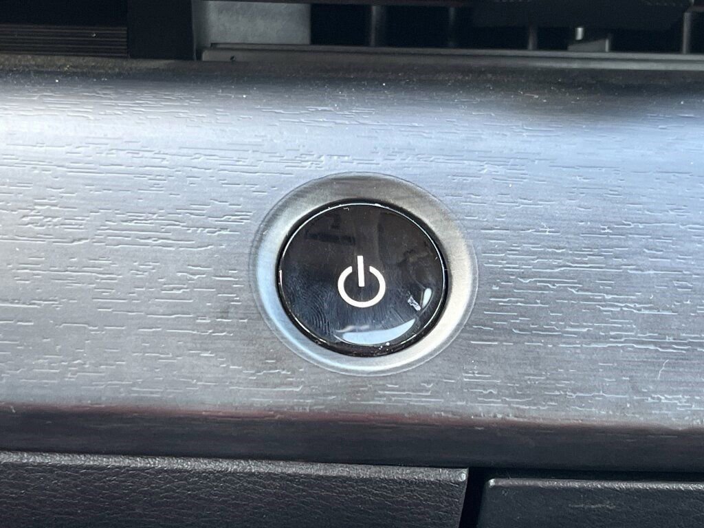 Certified 2024 Nissan Ariya AWD image 9