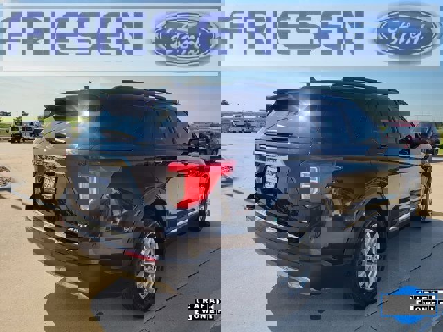 Used 2022 Ford Explorer XLT w/ Equipment Group 202A image 7