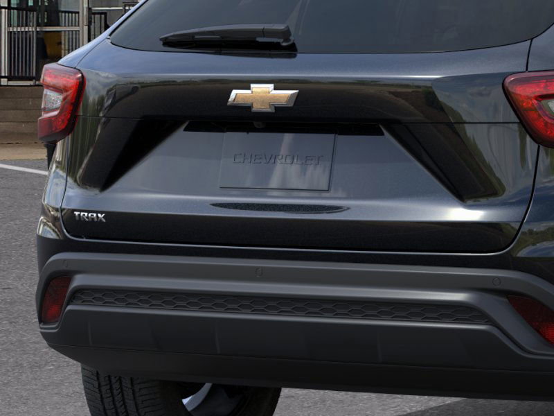 New 2026 Chevrolet Trax LS w/ LS Convenience Package FWD image 14