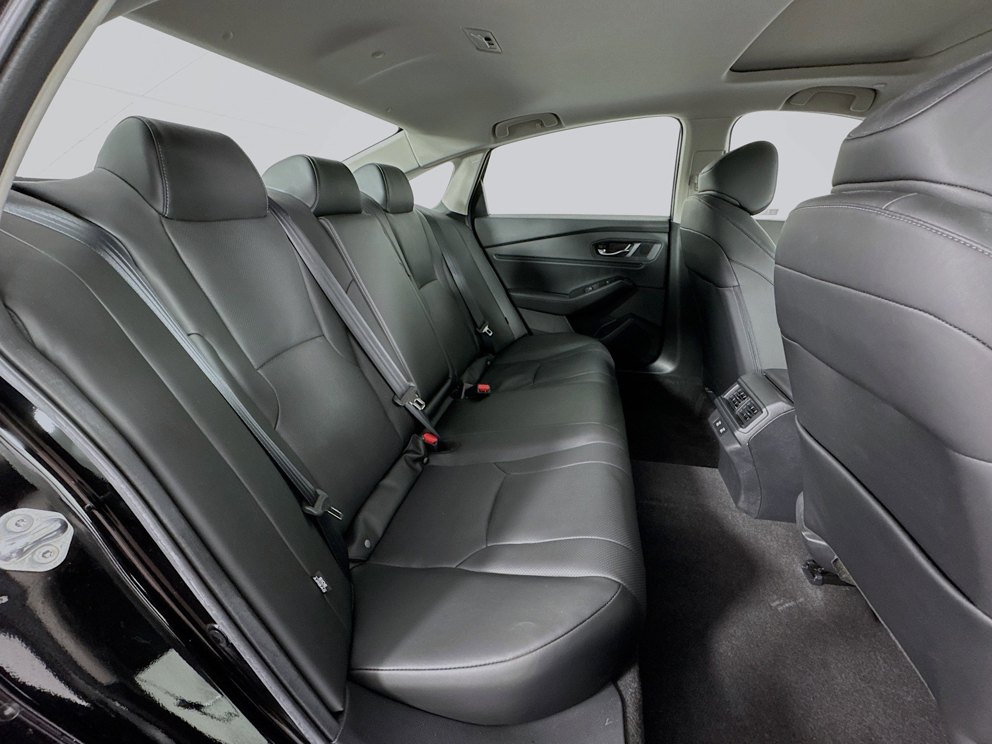 Certified 2023 Honda Accord Touring image 29