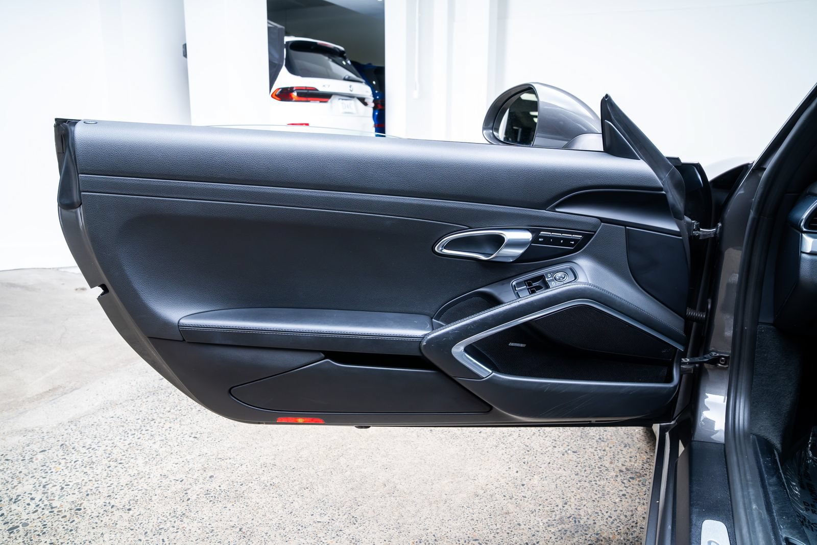 Used 2018 Porsche 911 Carrera RWD image 14