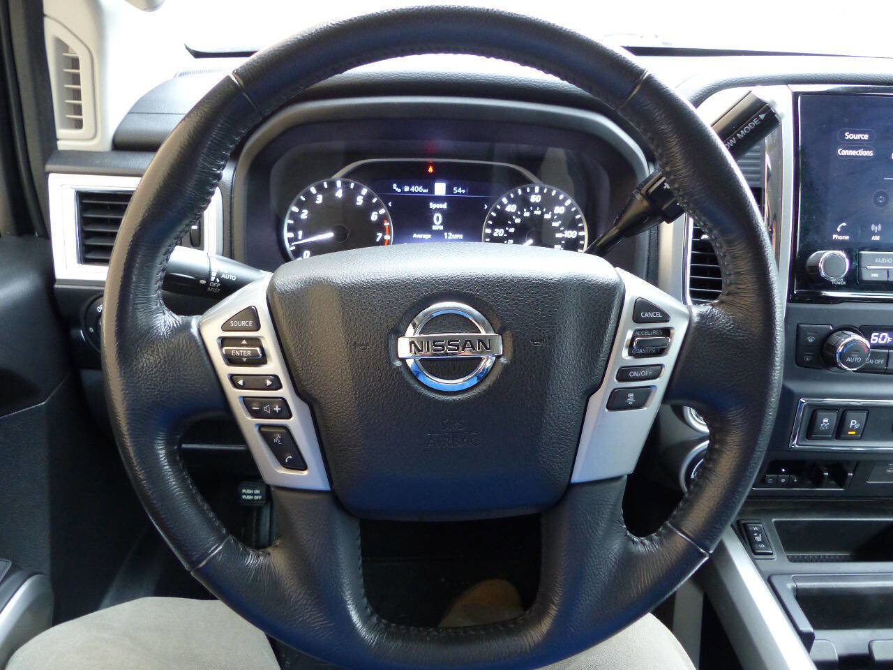 Used 2021 Nissan Titan SV w/ SV Convenience Package AWD/4WD image 39