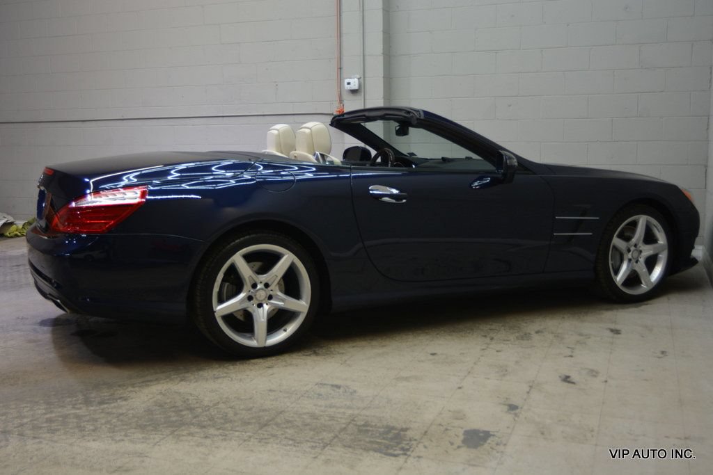 Used 2013 Mercedes-Benz SL 550 image 29