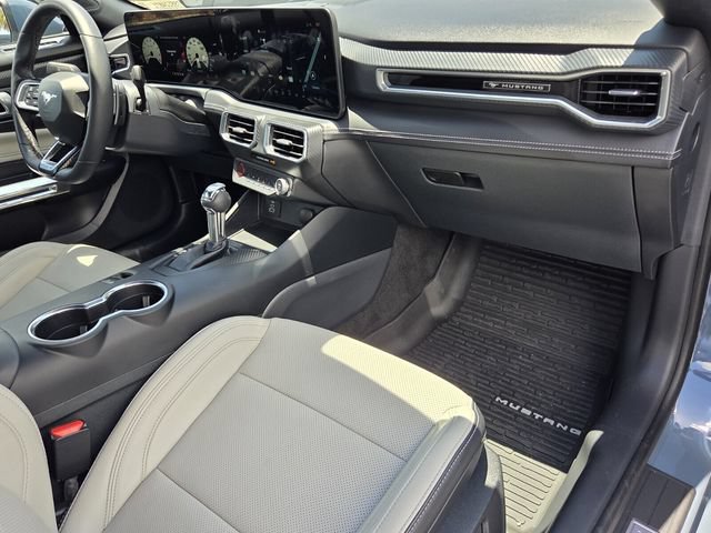 Used 2025 Ford Mustang GT Premium RWD image 12