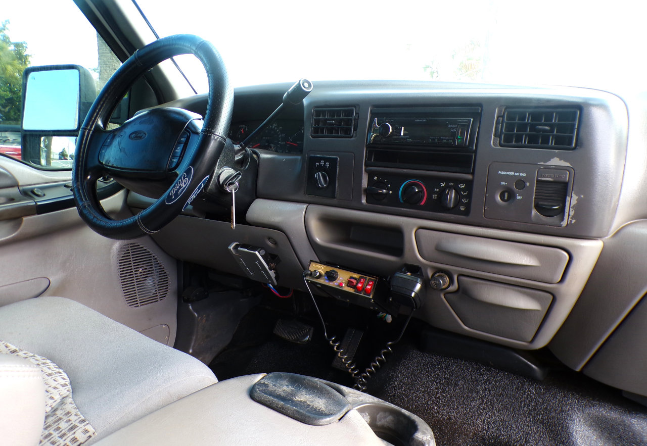 Used 1999 Ford F250 Lariat image 19