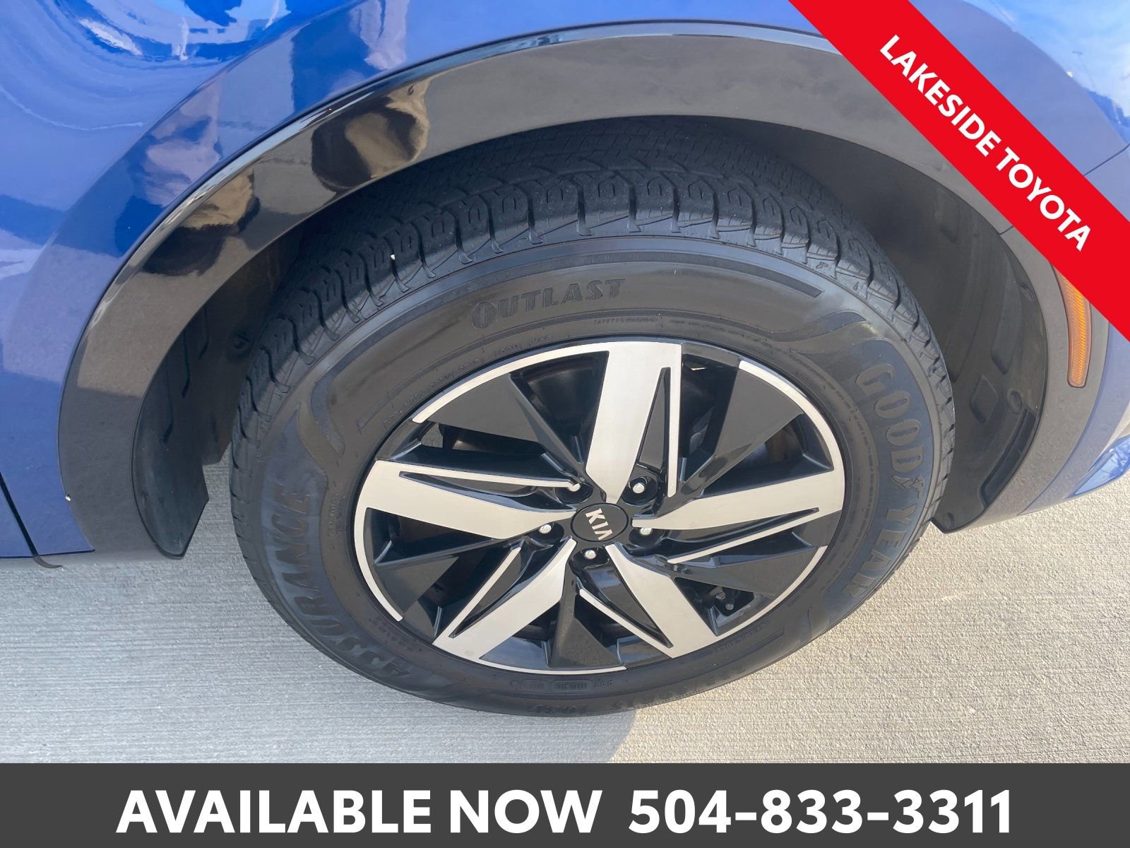 Used 2021 Kia Sorento EX w/ Panoramic Sunroof Package image 14