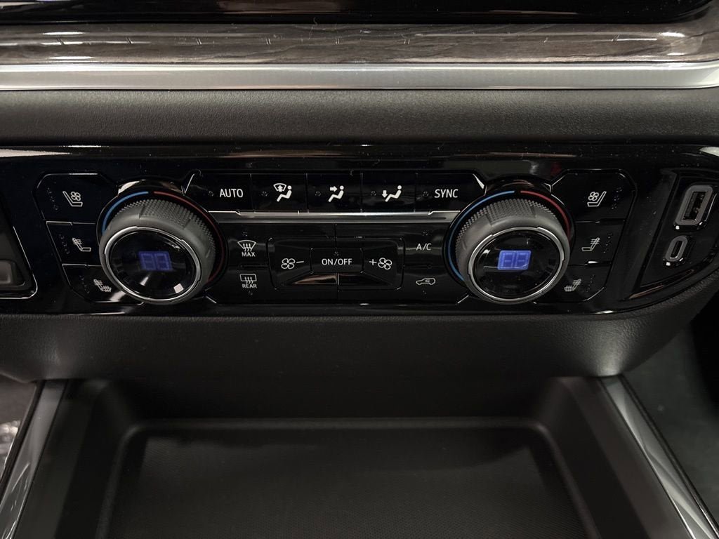 New 2026 Chevrolet Silverado 2500 LTZ w/ LTZ Plus Package AWD/4WD image 23