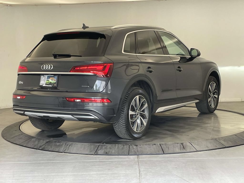 Used 2021 Audi Q5 2.0T Premium Plus w/ Premium Plus Package AWD/4WD image 5