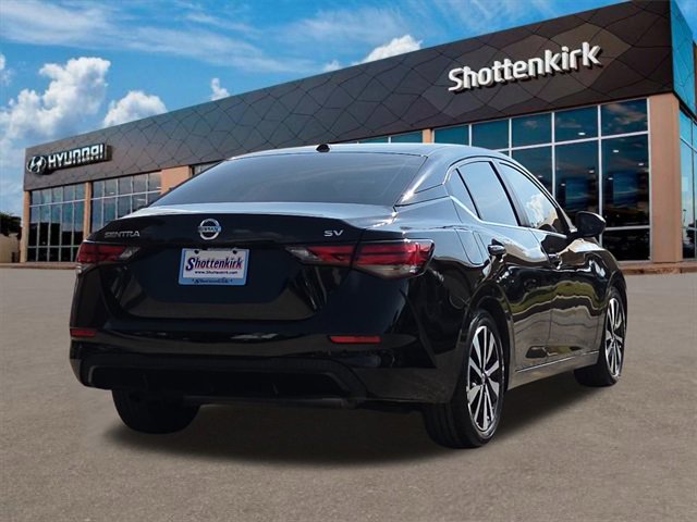 Used 2023 Nissan Sentra SV w/ SV Premium Package image 6