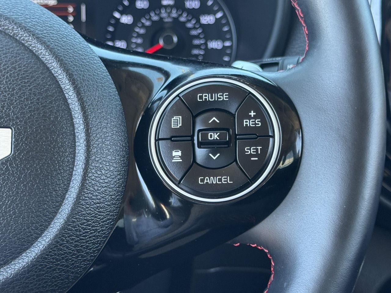 Used 2022 Kia Soul Turbo FWD image 13