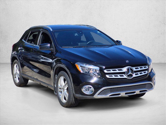 Used 2018 Mercedes-Benz GLA 250 4MATIC image 2