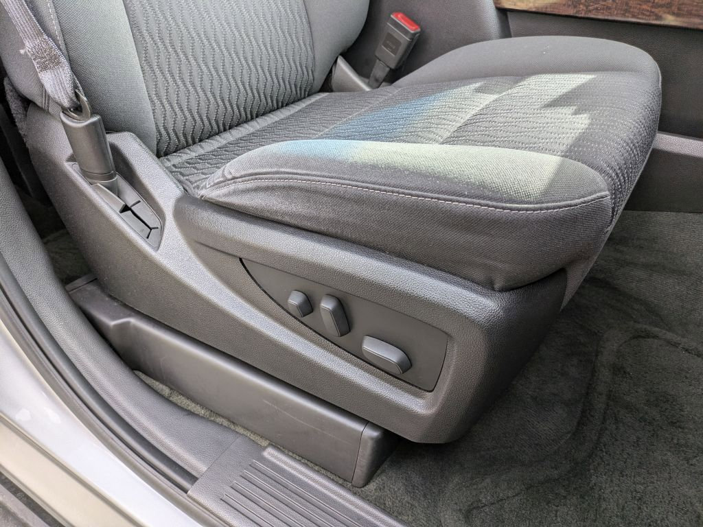 Used 2015 GMC Yukon XL SLE w/ Convenience Package image 25