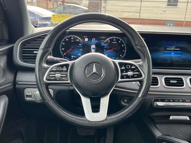 Used 2022 Mercedes-Benz GLS 450 4MATIC image 15