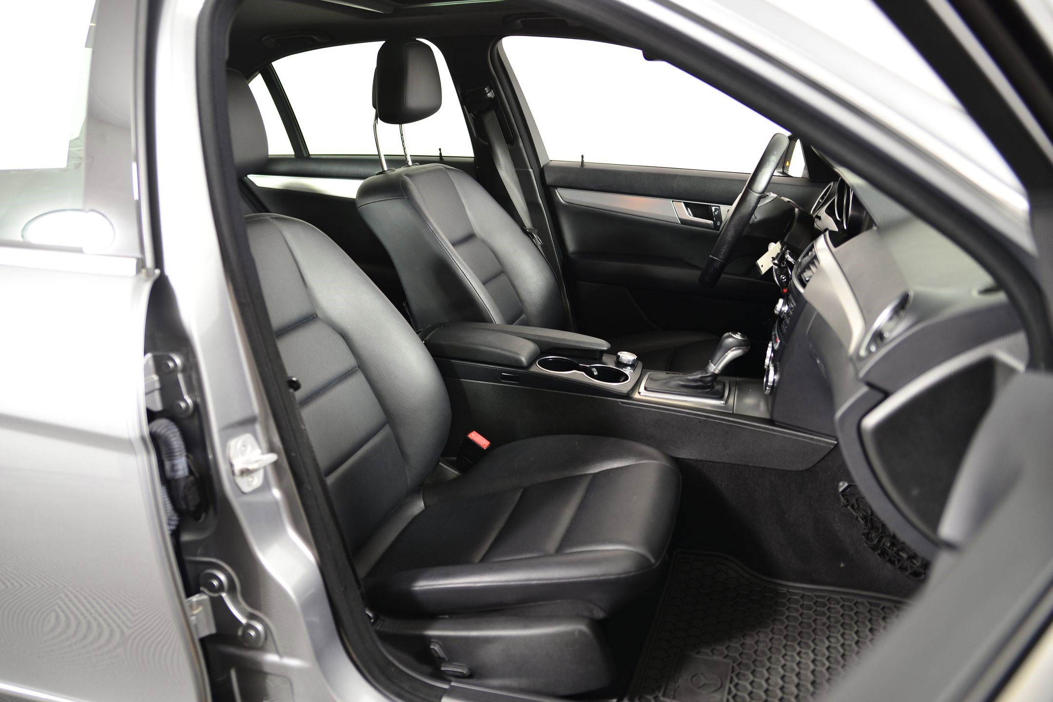 Used 2013 Mercedes-Benz C 300 C 300 Sport image 19