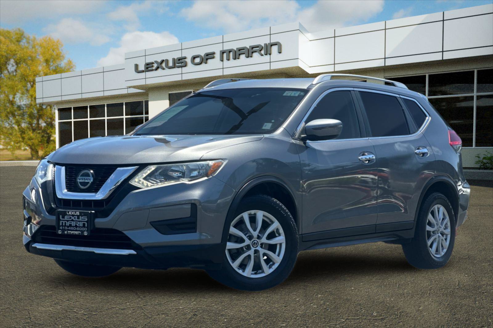 Used 2019 Nissan Rogue SV FWD image 1