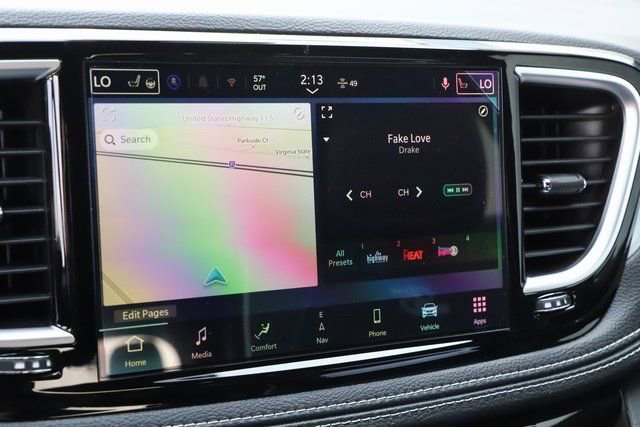 New 2026 Chrysler Pacifica Limited w/ S Appearance Package image 31