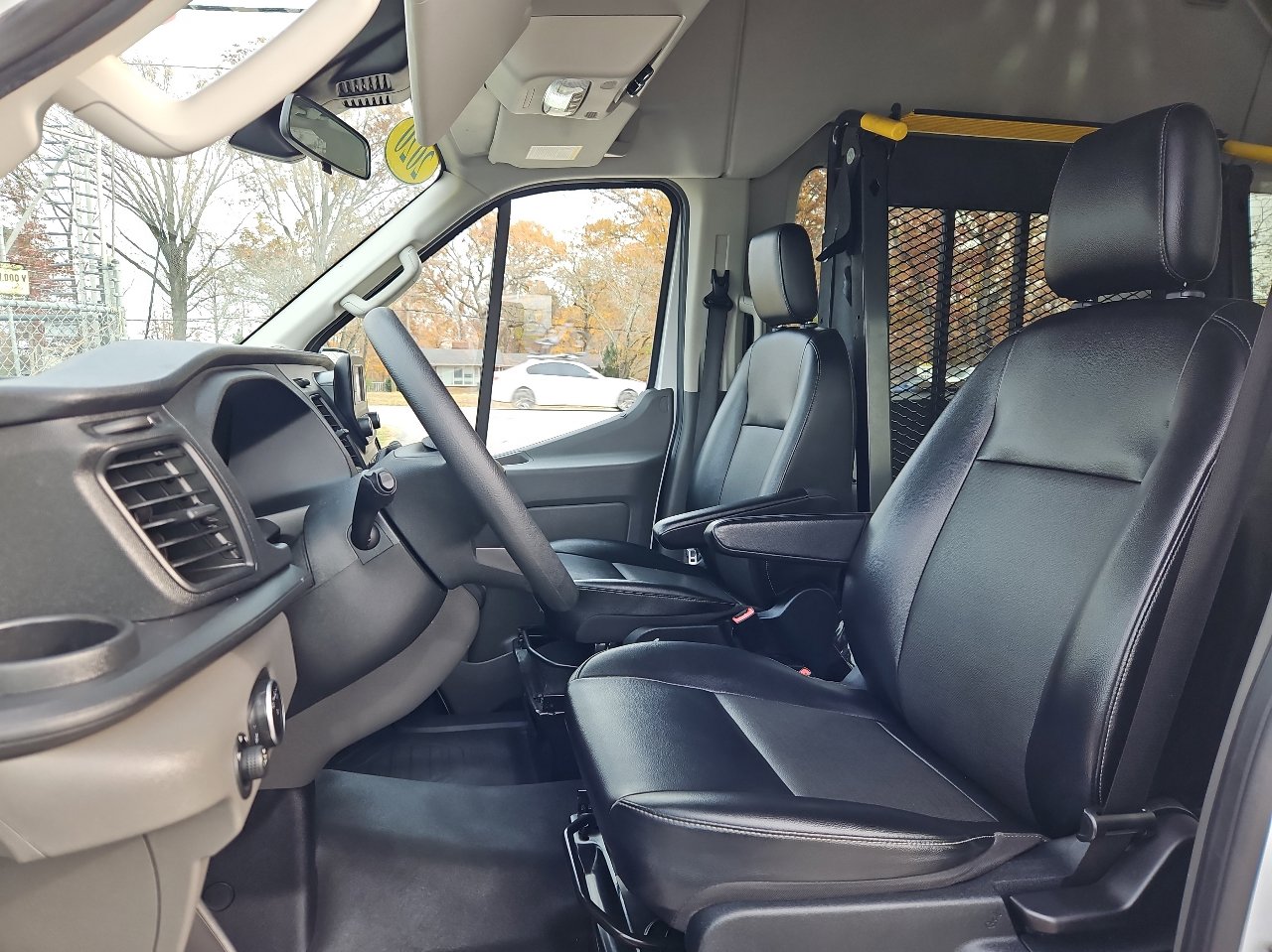 Used 2020 Ford Transit 350 XL image 17