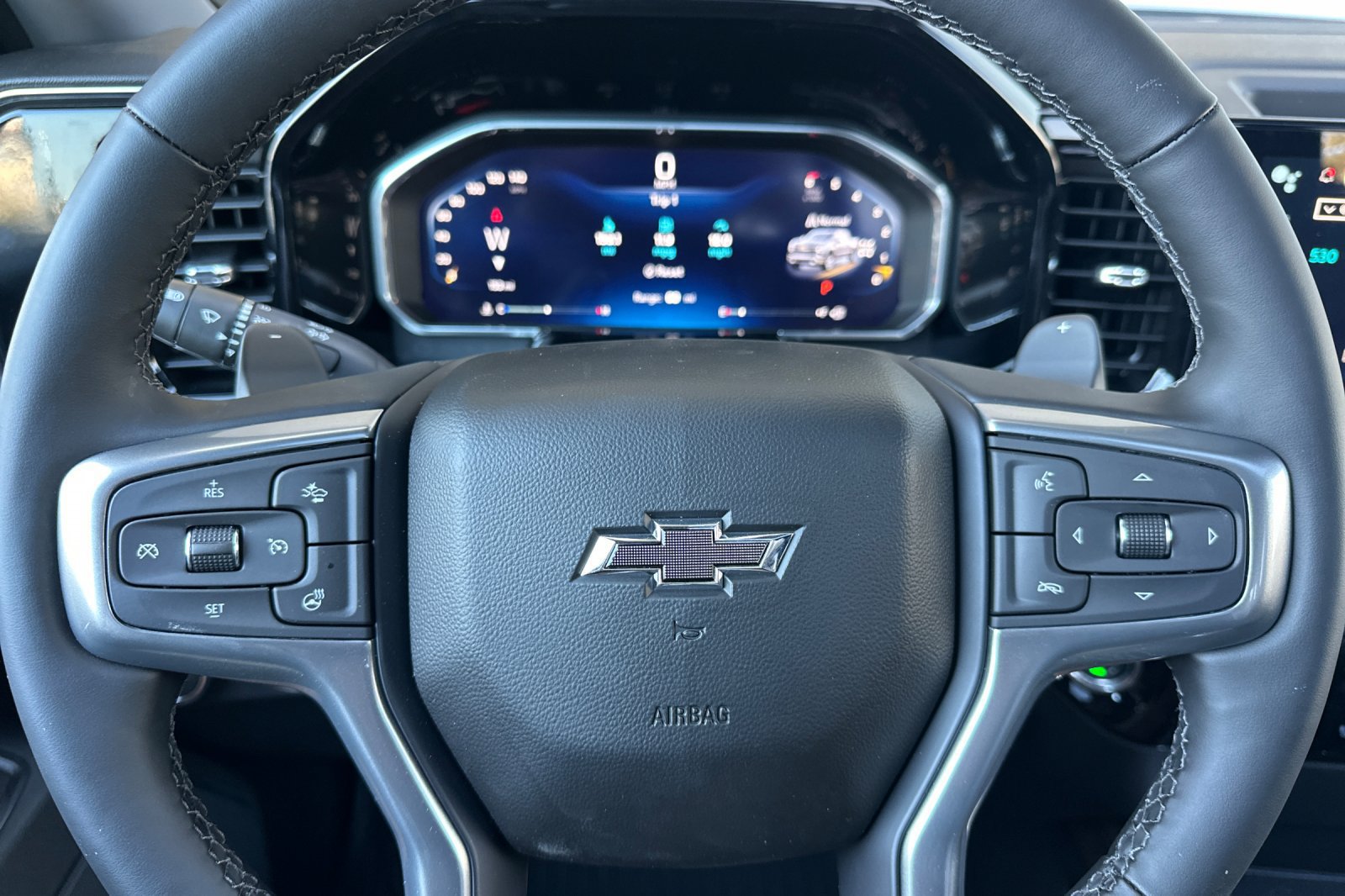 New 2026 Chevrolet Silverado 1500 RST w/ Dark Appearance Package AWD/4WD image 24