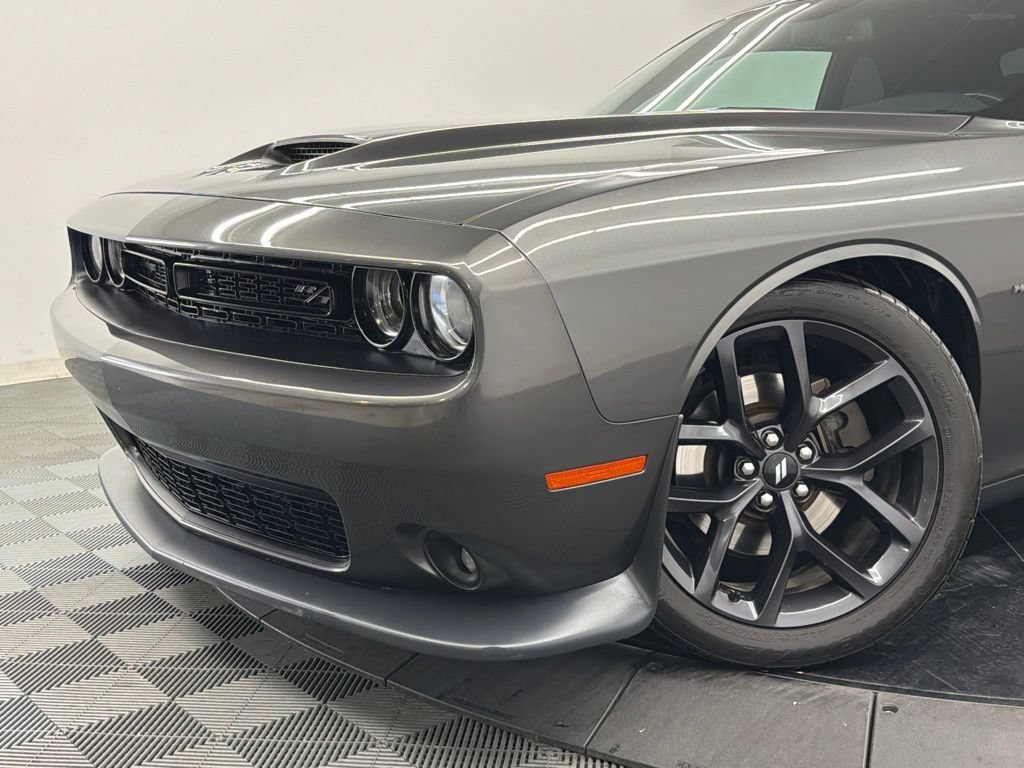 Used 2019 Dodge Challenger R/T w/ Plus Package RWD image 4