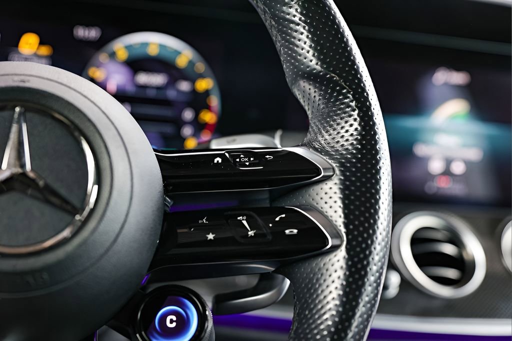 Used 2021 Mercedes-Benz E 53 AMG 4MATIC Sedan image 25