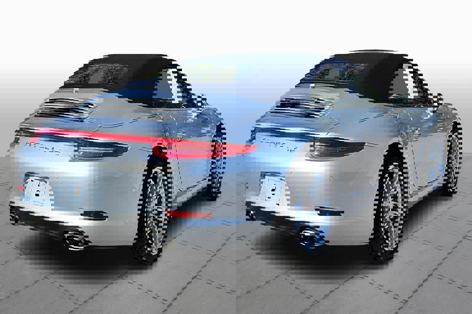 Used 2014 Porsche 911 Carrera 4 image 11